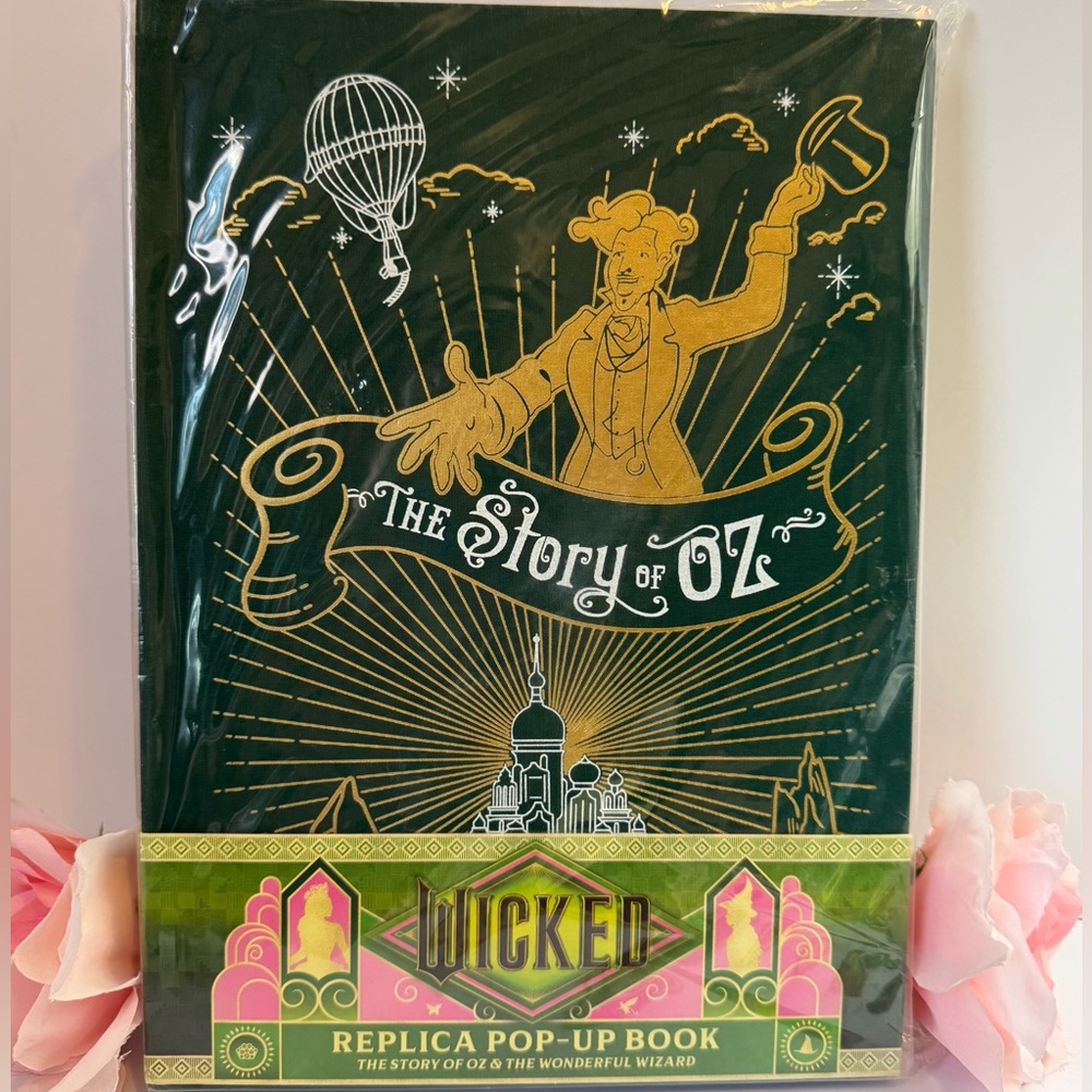 Wicked Replica Pop-Up Book